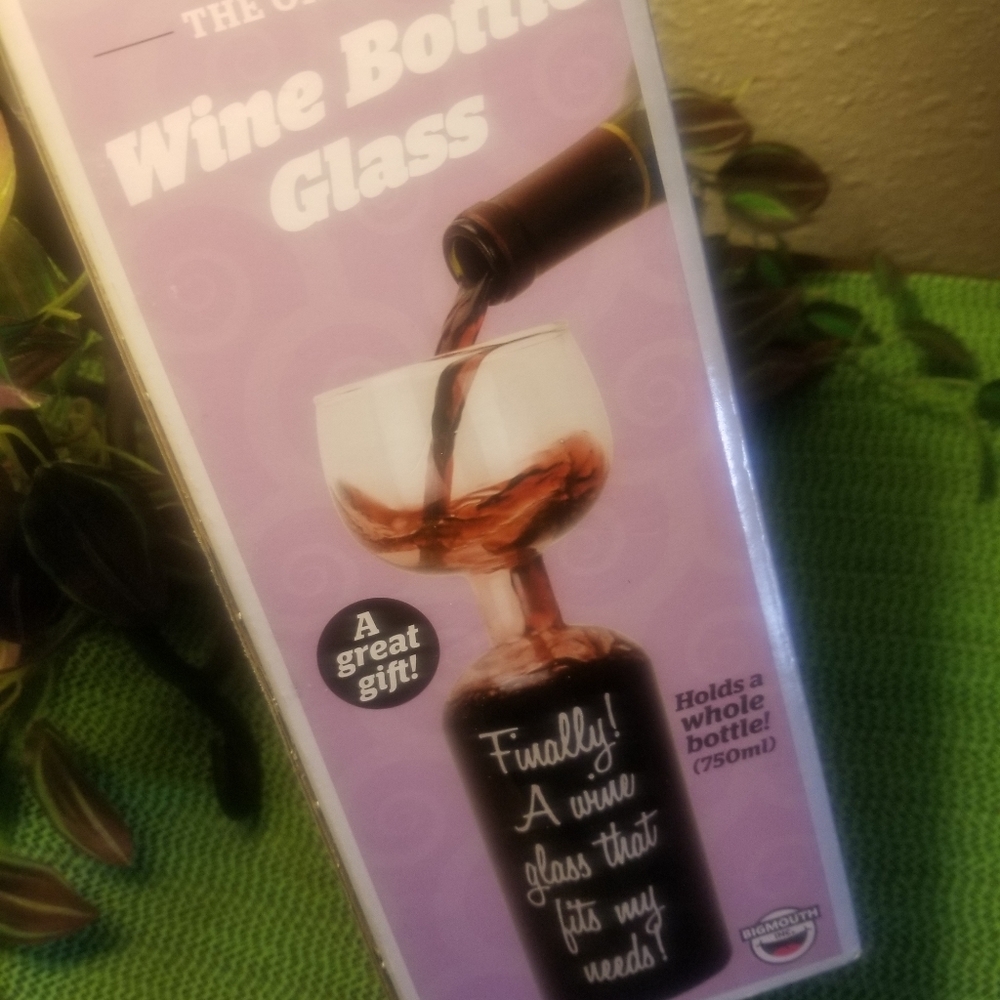 New in box wine bottle glass